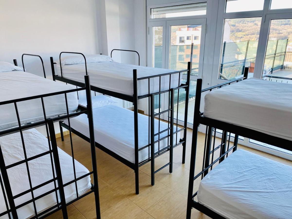 Albergue Internacional Vandrerhjem Sarria Eksteriør bilde